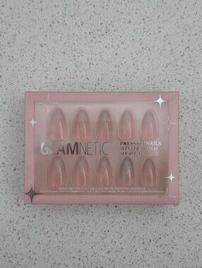 Glamnetic Press-On Nails - Winter Storm Short Almond (Pink)